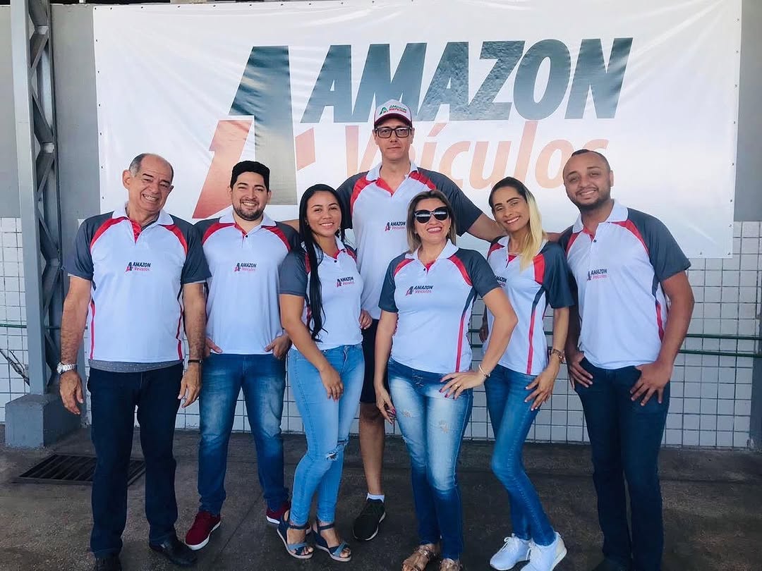 Equipe Amazon Veículos com a nova identidade visual